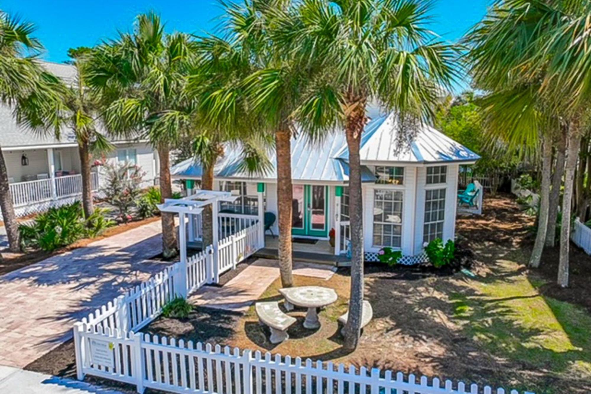 Cottages Of Crystal Beach Sea La Vie Destin Exteriör bild